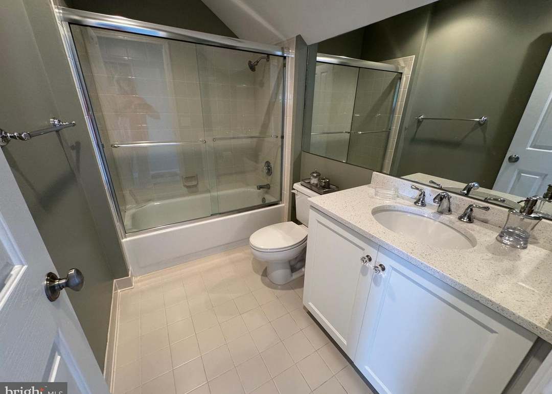 1301 Oyster Cove Dr, Grasonville, MD 21638