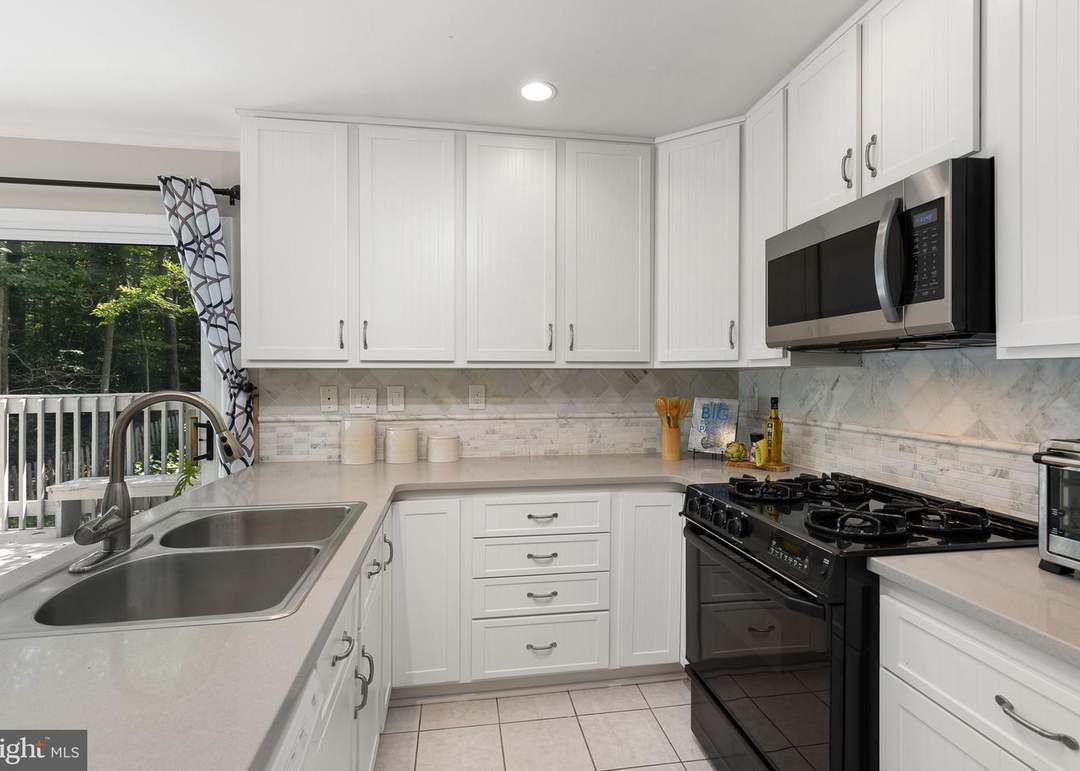 7906 Mulberry Bottom Ct, Springfield, VA 22153