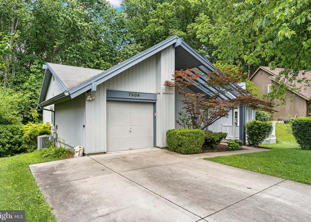 7906 Mulberry Bottom Ct, Springfield, VA 22153