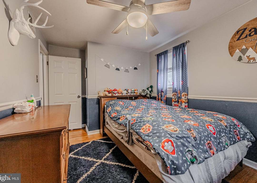 60 Skyline Dr, New Castle, DE 19720