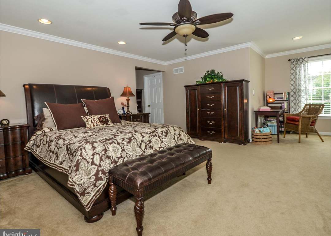3679 Powder Horn Dr, Furlong, PA 18925