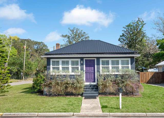 Property at 58 Anderson St, St Augustine, FL 32084, 3 beds, 1.5 baths