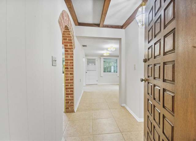 Property at 100 Spring St, St Augustine, FL 32084, 3 beds, 2 baths