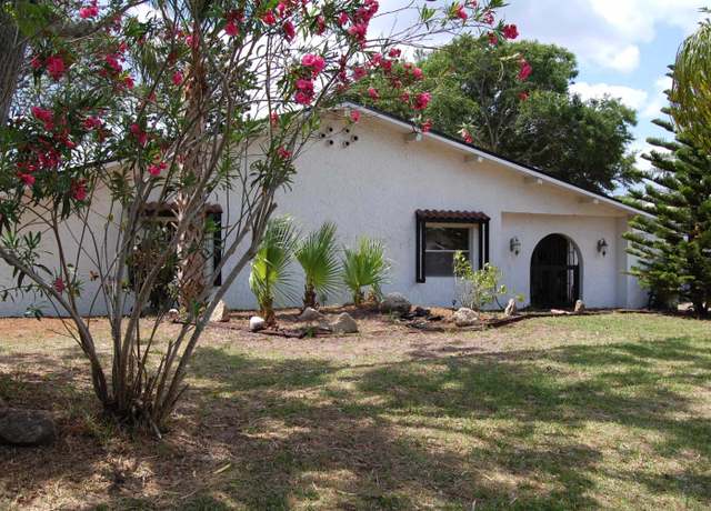 Property at 142 Southwind Cir, St Augustine, FL 32080, 4 beds, 3 baths