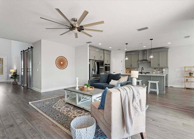 Property at 295 Ferndale Way, St Augustine, FL 32092, 4 beds, 3 baths