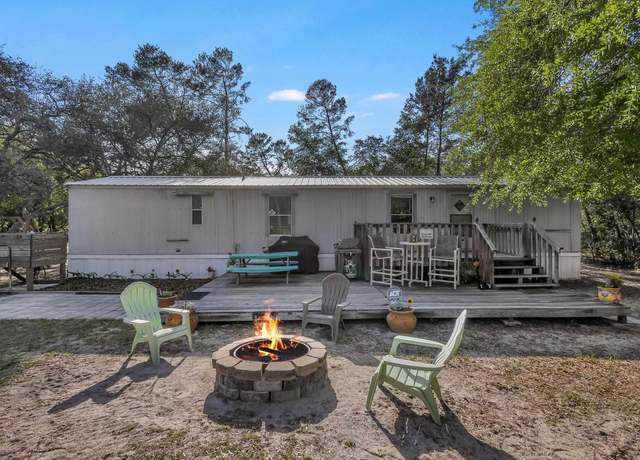 Property at 246 Big Buck Rd, Palatka, FL 32177, 2 beds, 1 bath