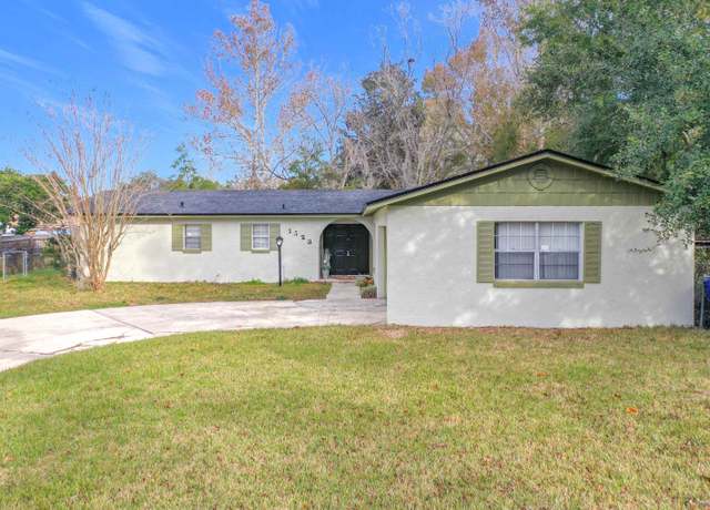 Property at 1523 Gano Ave, Orange Park, FL 32073, 3 beds, 2 baths