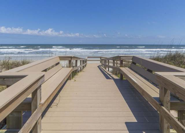 Property at 4 Seascape Cir, St Augustine, FL 32080, 3 beds, 2.5 baths