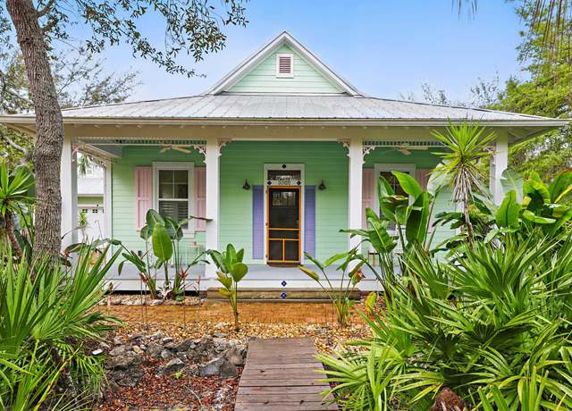 Property at 146 Istoria Dr, St Augustine, FL 32095, 3 beds, 2 baths