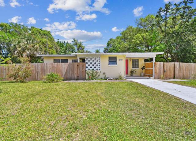 Property at 1300 Francis St, St Augustine, FL 32084, 3 beds, 2 baths
