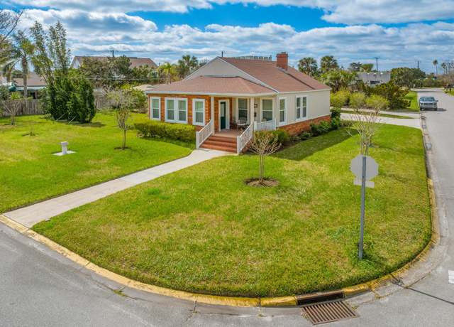 Property at 108 Zorayda Ave, St Augustine, FL 32080, 2 beds, 2 baths