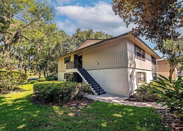 Property at 10 Alcira Ct, St Augustine, FL 32086, 2 beds, 2 baths