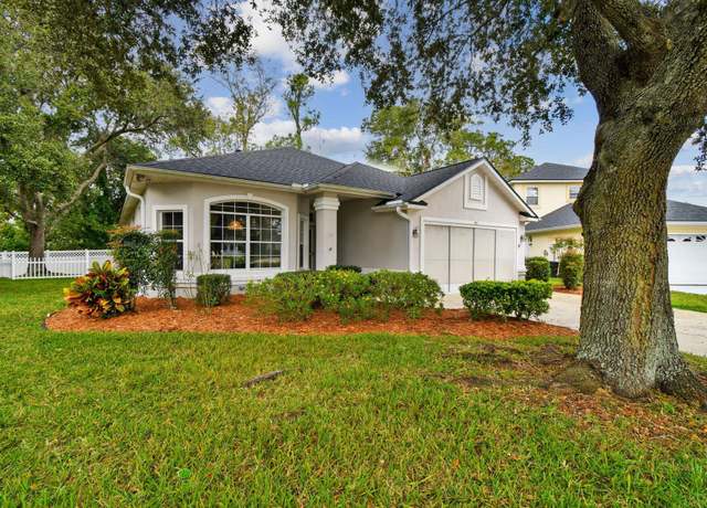 Property at 581 Boxwood Pl, St Augustine, FL 32086, 2 beds, 2 baths