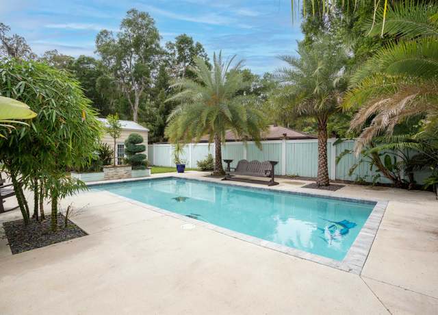 Property at 4502 Shore Dr, St Augustine, FL 32086, 2 beds, 2 baths