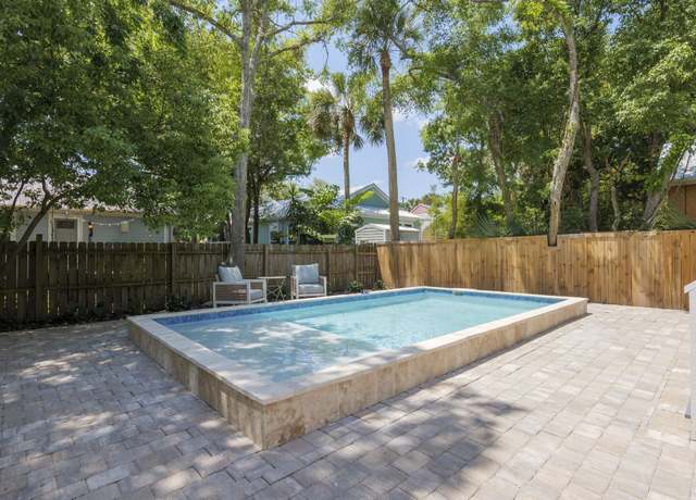 Property at 160 Blanco St, St Augustine, FL 32084, 4 beds, 3.5 baths