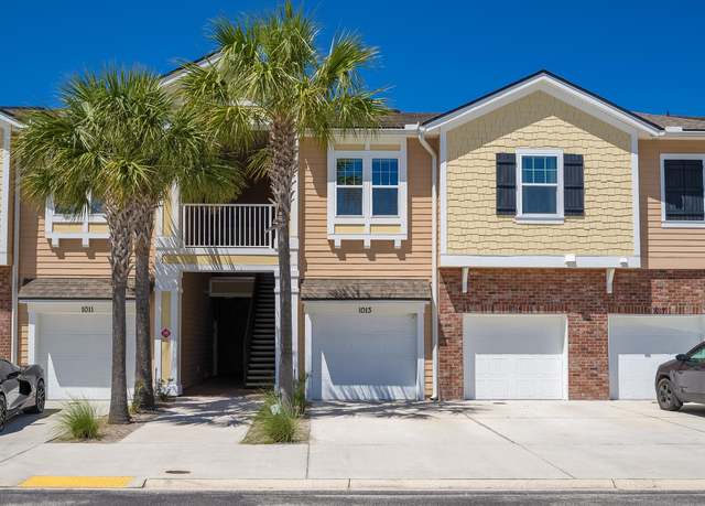 Property at 1013 Golden Lake Loop, St Augustine, FL 32084, 2 beds, 2 baths