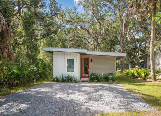 Property at 793 Chapin St, St Augustine, FL 32084, 2 beds, 2 baths