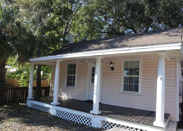 Property at 130 Moore St, St Augustine, FL 32084, 2 beds, 1 bath