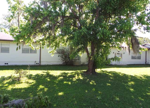 Property at 250 Crescent Lane With Pool), Crescent City, FL 32112, 4 beds, 2.5 baths