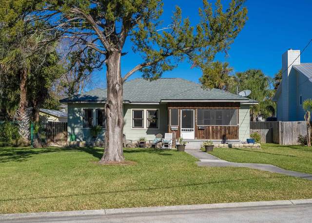 Property at 102 Zoratoa Ave, St Augustine, FL 32080, 3 beds, 2 baths