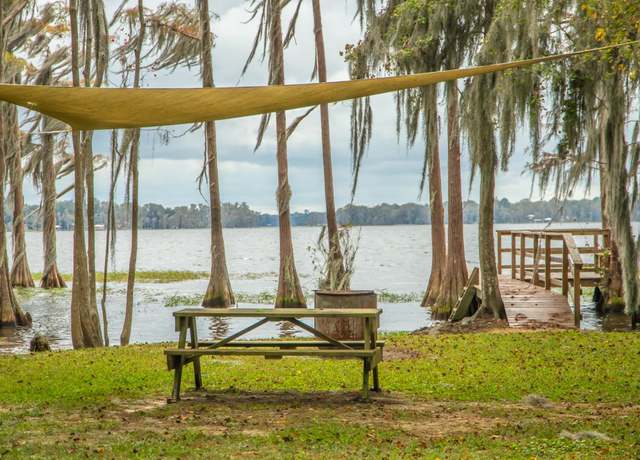 Property at 4352 SE County Road 21b, Keystone Heights, FL 32656, 2 beds, 1 bath