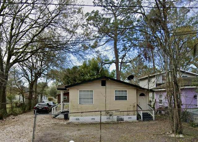 Property at 1738 W 21st St, Jacksonville, FL 32209, 3 beds, 1 bath
