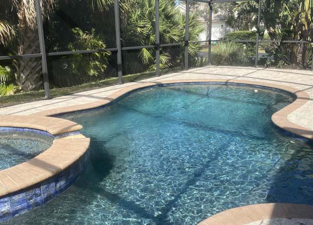 Property at 400 Ocean Breeze Ln, St Augustine, FL 32080, 4 beds, 2 baths