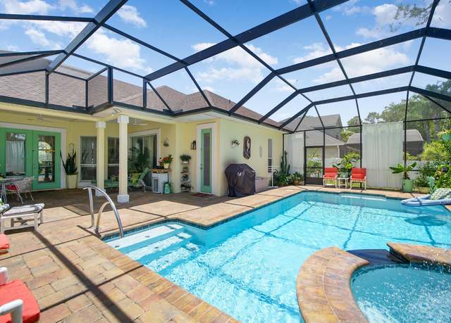 Property at 304 Palmas Cir, St Augustine, FL 32086, 4 beds, 3 baths