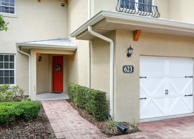 Property at 623 Shores Blvd, FL 32086, 3 beds, 2.5 baths