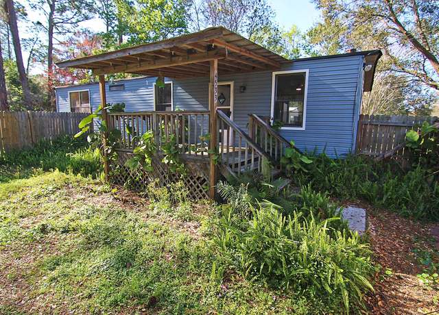 Property at 4533 4th Ave, St Augustine, FL 32095, 2 beds, 2 baths