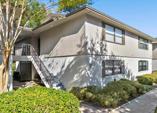 Property at 13 Alcira Ct, St Augustine, FL 32086, 2 beds, 2 baths