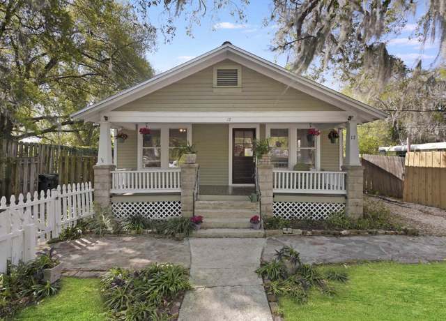 Property at 17 Aviles Dr, St Augustine, FL 32084, 5 beds, 2 baths