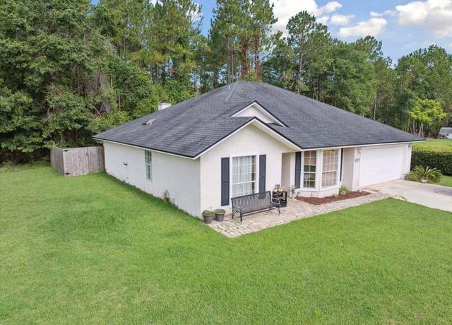 Property at 4053 Red Pine Ln, St Augustine, FL 32086, 3 beds, 2 baths