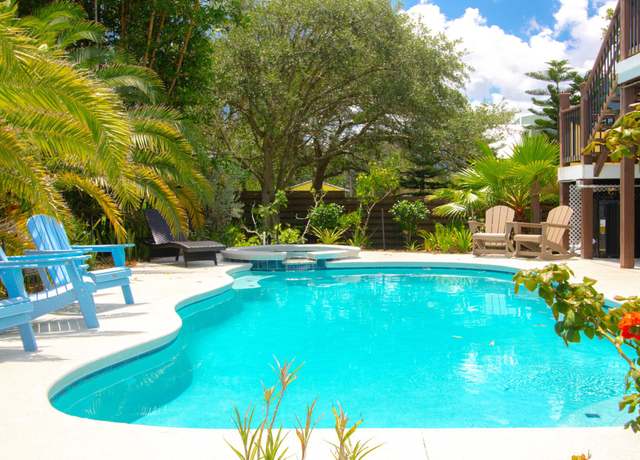 Property at 6500 Putnam St, St Augustine, FL 32080, 5 beds, 4.5 baths