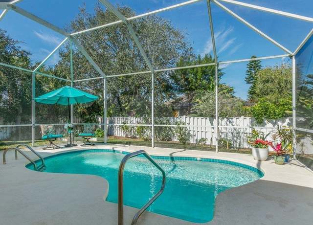 Property at 404 Ocean Breeze Ln, St Augustine, FL 32080, 3 beds, 2 baths