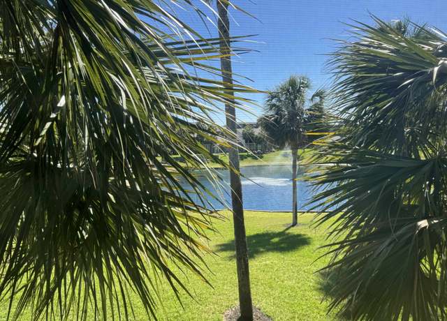 Property at 66 Village Del Lago Cir, St Augustine, FL 32080, 2 beds, 2 baths