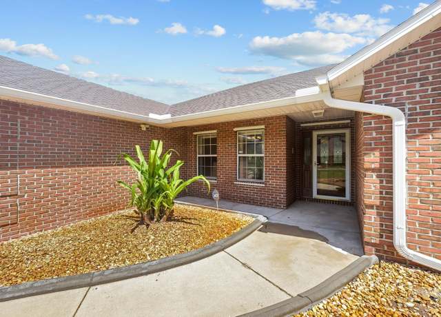 Property at 512 Moultrie Wells Rd, St Augustine, FL 32086, 3 beds, 2 baths