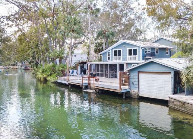 Property at 6194 Bear Trl, FL 34607, 4 beds, 3.5 baths