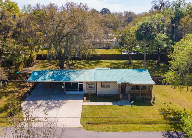 Property at 304 Park Ave, Hastings, FL 32145, 2 beds, 2 baths