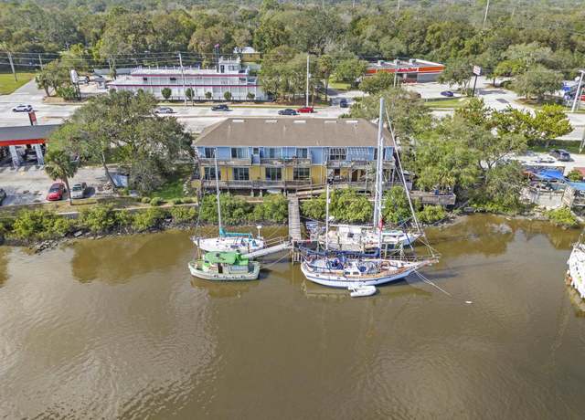 Property at 601 S Ponce De Leon Blvd, St Augustine, FL 32084, 2 beds, 1 bath