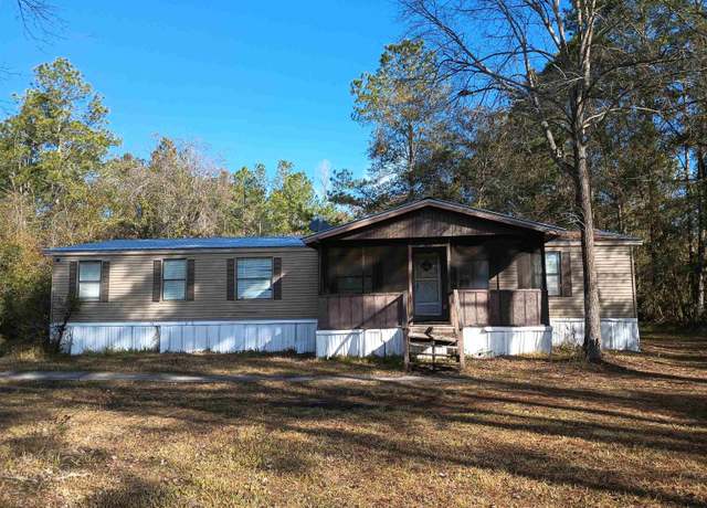 Property at 118 Old Airport Estates Rd, Palatka, FL 32177-0000, 3 beds, 2 baths