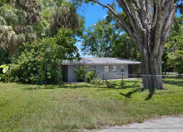 Property at 1463 Spring St, St Augustine, FL 32084, 3 beds, 1 bath