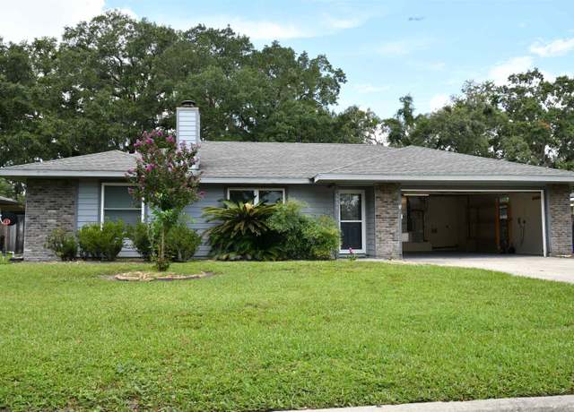 Property at 5934 NW 37th Dr, Gainesville, FL 32653, 3 beds, 2 baths