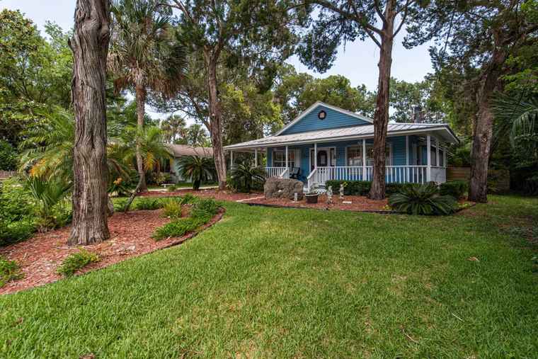 Photo of 438 Arricola Ave St Augustine, FL 32080