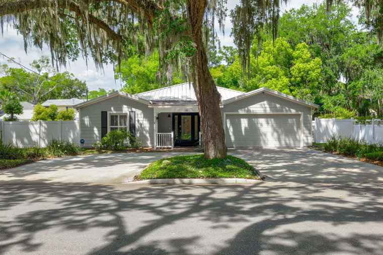 Photo of 16 Magnolia Ave St Augustine, FL 32084