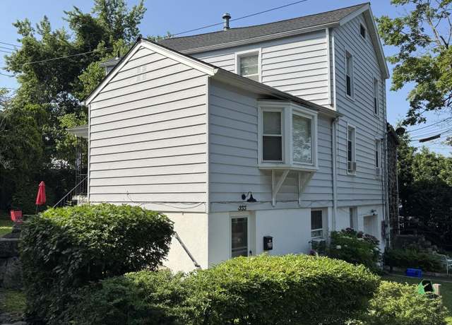 Property at 555-557 W Putnam Ave, Greenwich, CT 06830, 7 beds, 4 baths