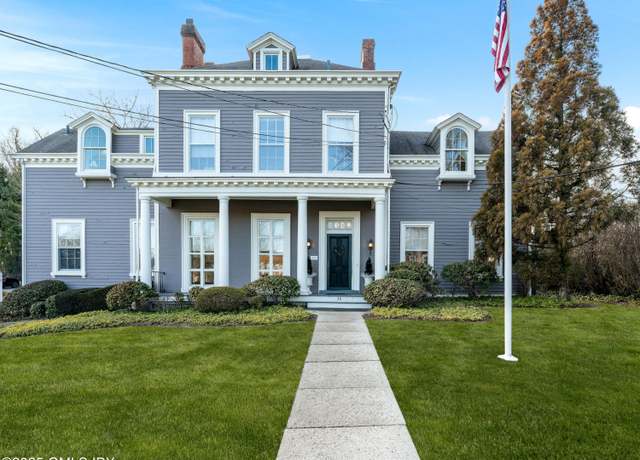 Property at 30 Milbank Ave, Greenwich, CT 06830, 4 beds, 2.5 baths
