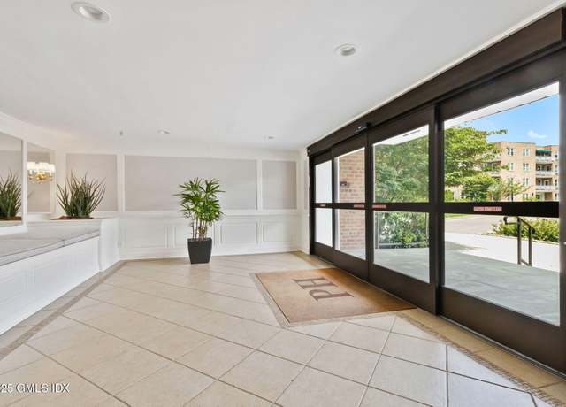 Property at 4 Putnam Hl Unit 4G, Greenwich, CT 06830, 3 beds, 2 baths