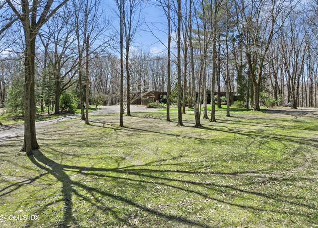 Property at 958 Lake Ave, Greenwich, CT 06831, 5 beds, 6.5 baths