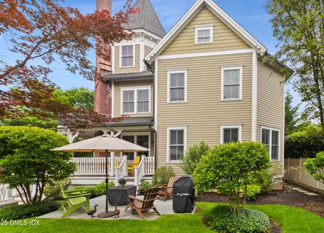 Property at 182 Milbank Ave #3, Greenwich, CT 06830, 3 beds, 2.5 baths